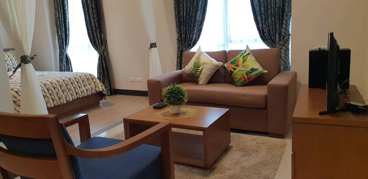 Mactan Newtown Deluxe Island Breeze Apartment Lapu-Lapu City Exterior foto