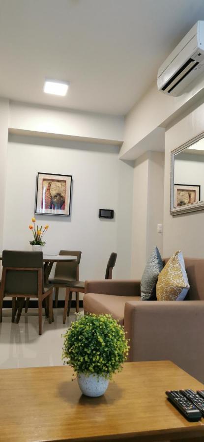 Mactan Newtown Deluxe Island Breeze Apartment Lapu-Lapu City Exterior foto