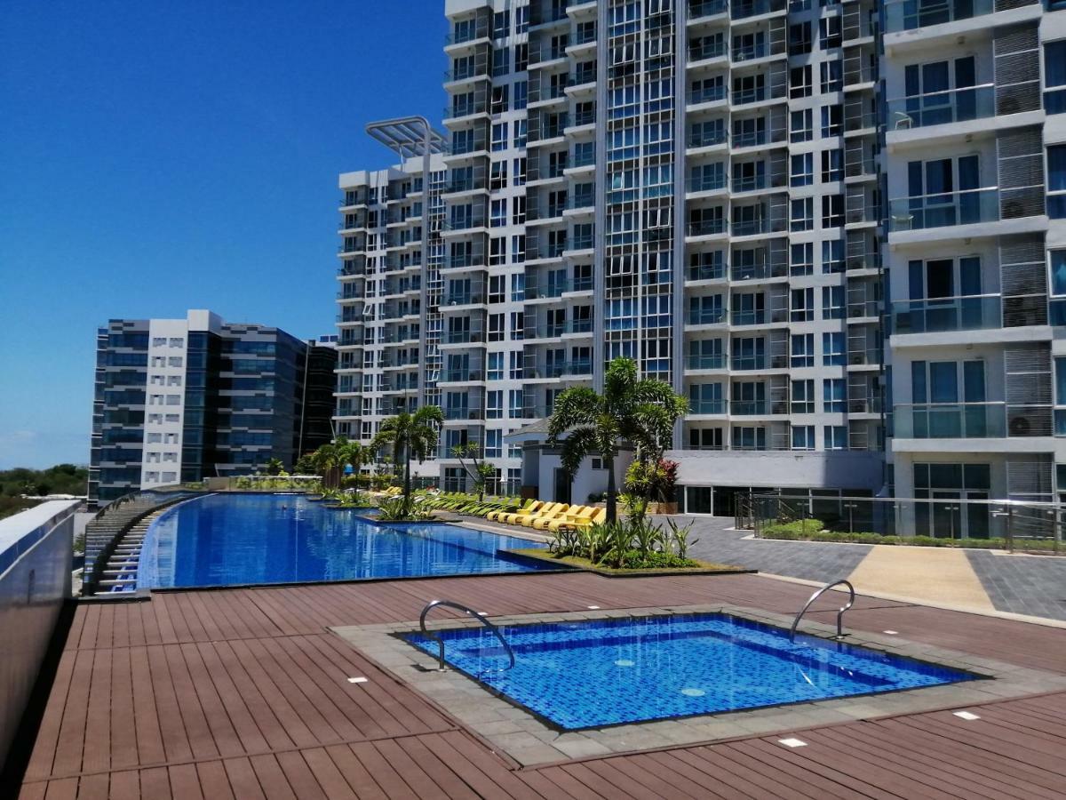 Mactan Newtown Deluxe Island Breeze Apartment Lapu-Lapu City Exterior foto