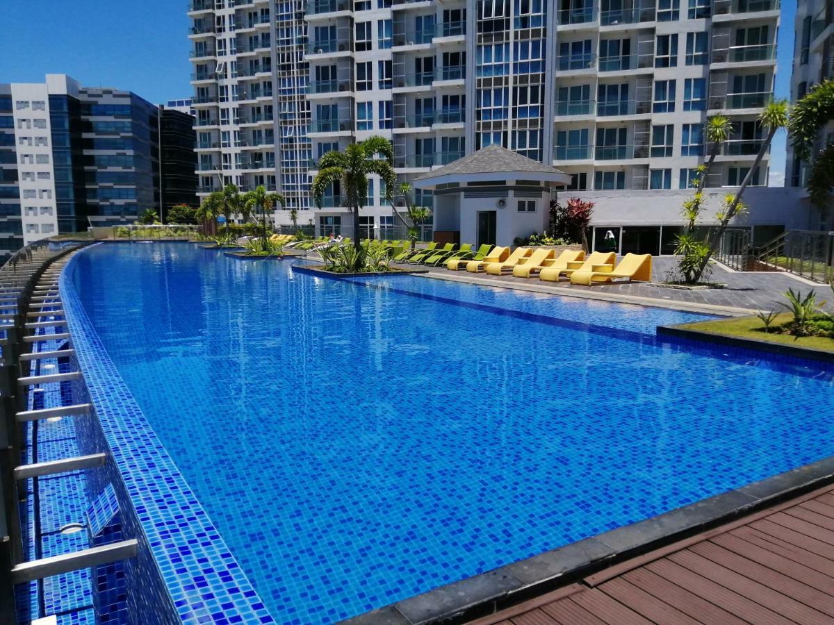 Mactan Newtown Deluxe Island Breeze Apartment Lapu-Lapu City Exterior foto