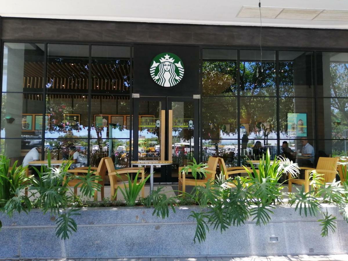 Mactan Newtown Deluxe Island Breeze Apartment Lapu-Lapu City Exterior foto